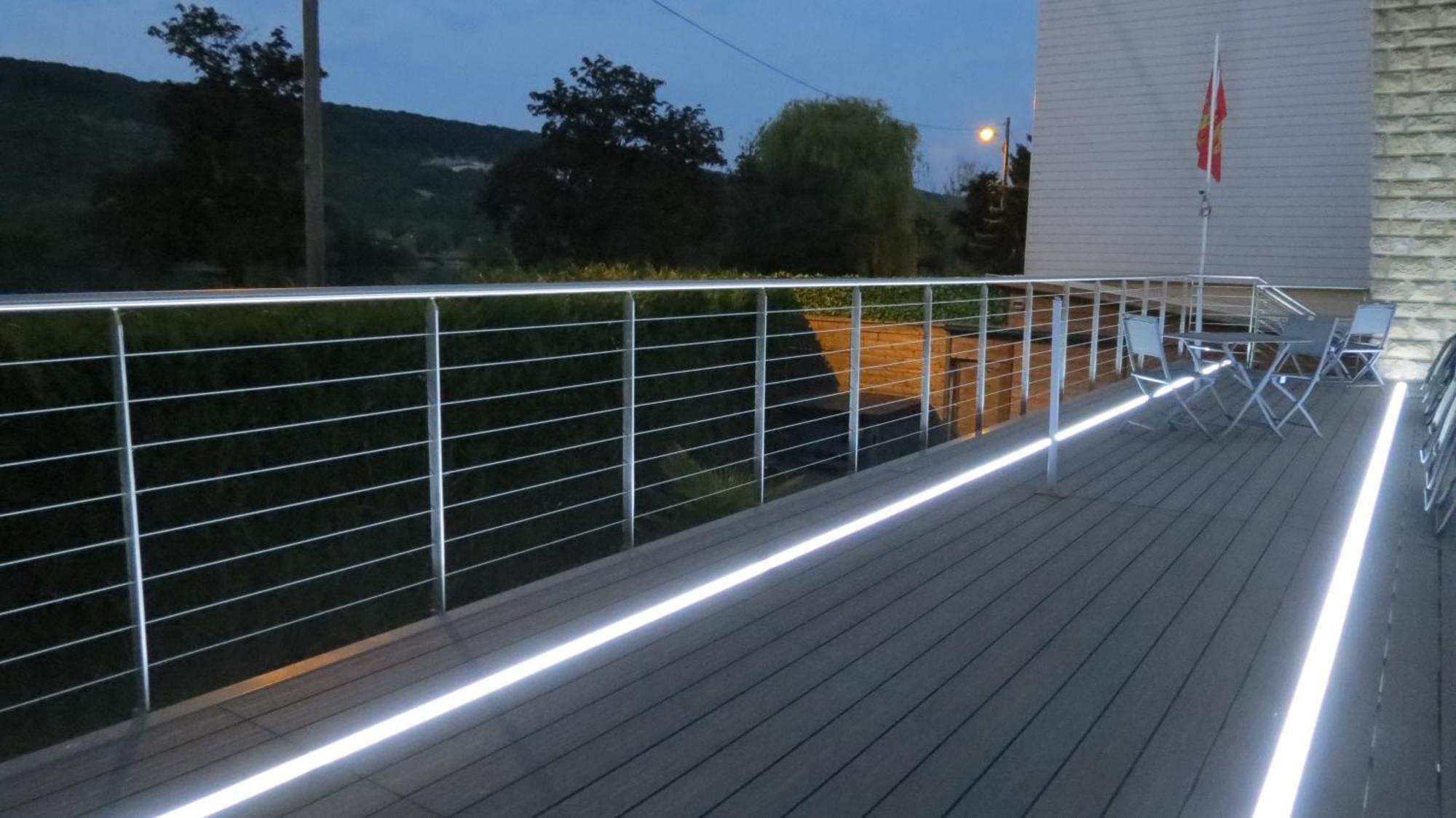 ヴェルノンLes Terrasses Sur Seineアパートメント エクステリア 写真