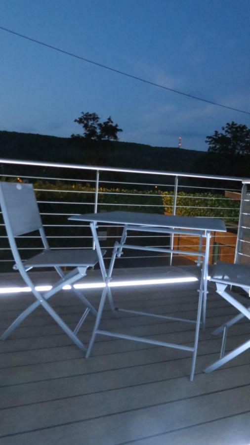 ヴェルノンLes Terrasses Sur Seineアパートメント エクステリア 写真